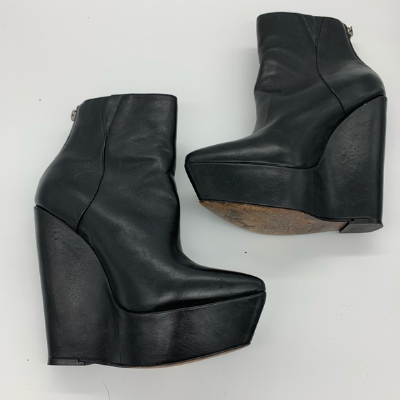 BCBGMaxAzria Shoes - Max Azria Neroli Platform boots